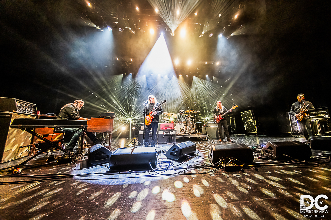 Warren Haynes Band Delights DC With A Soulful Night of Song