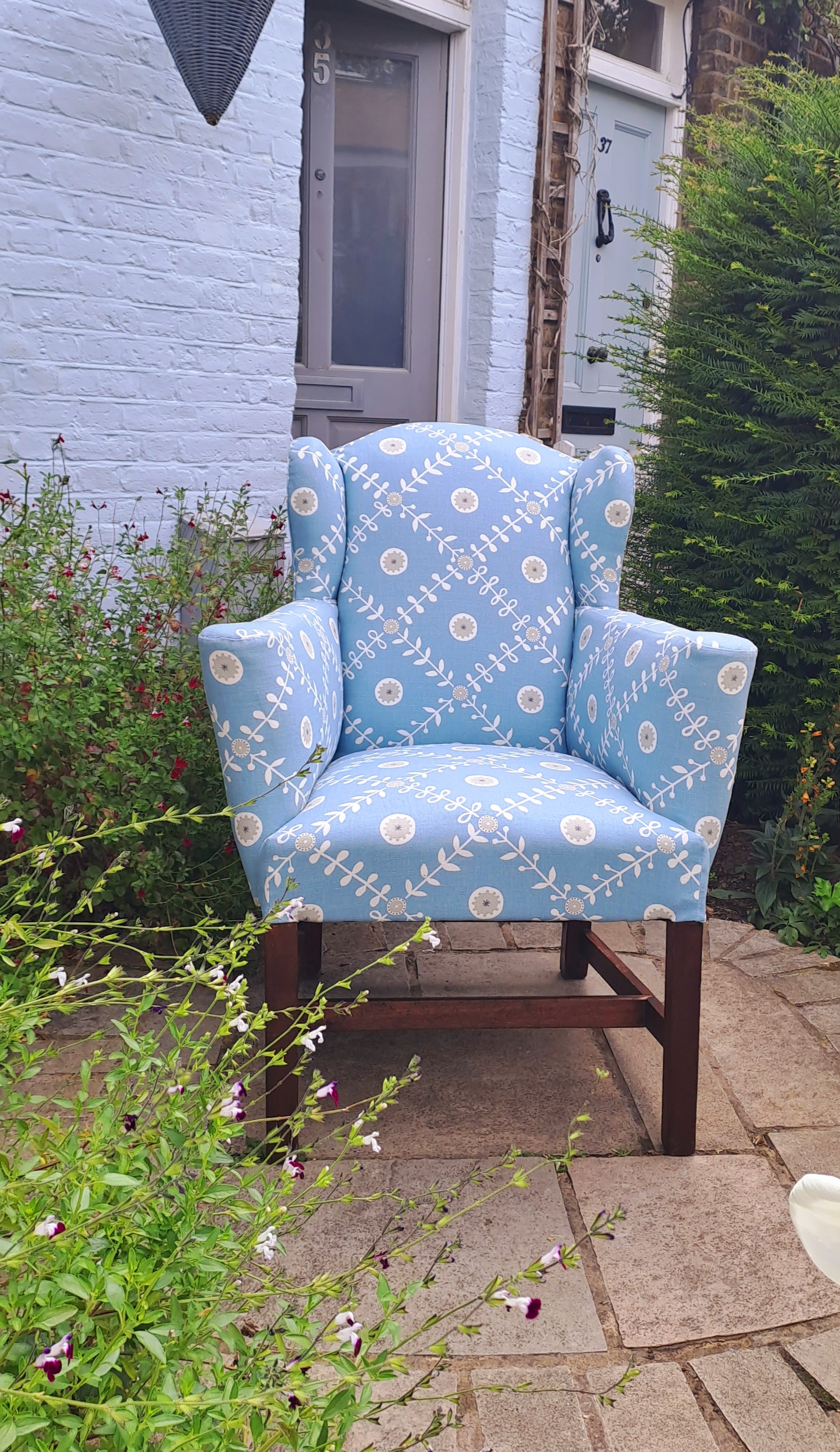 Vanessa Arbuthnott arm chair