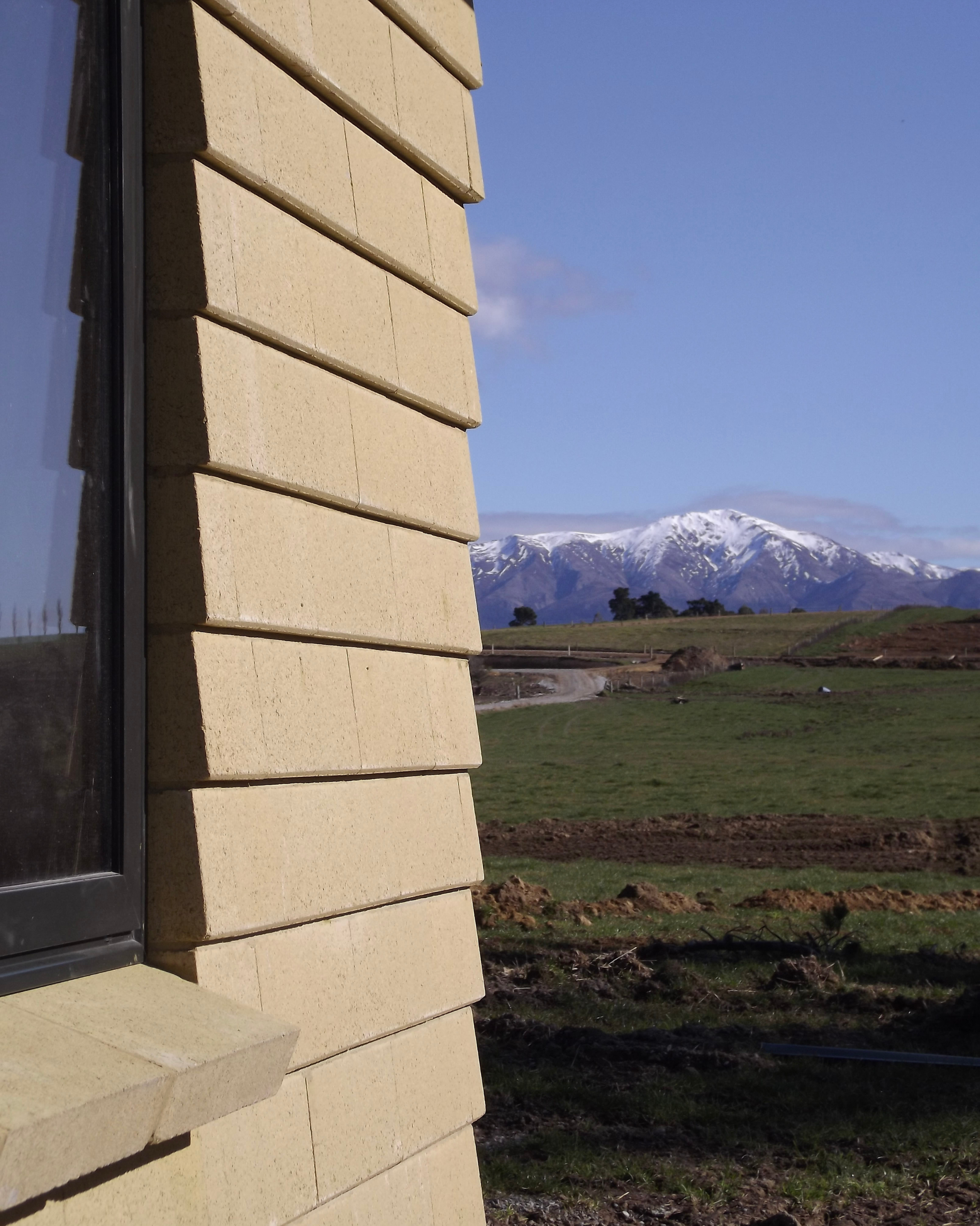 Villa Veneer - concrete with a weatherboard look