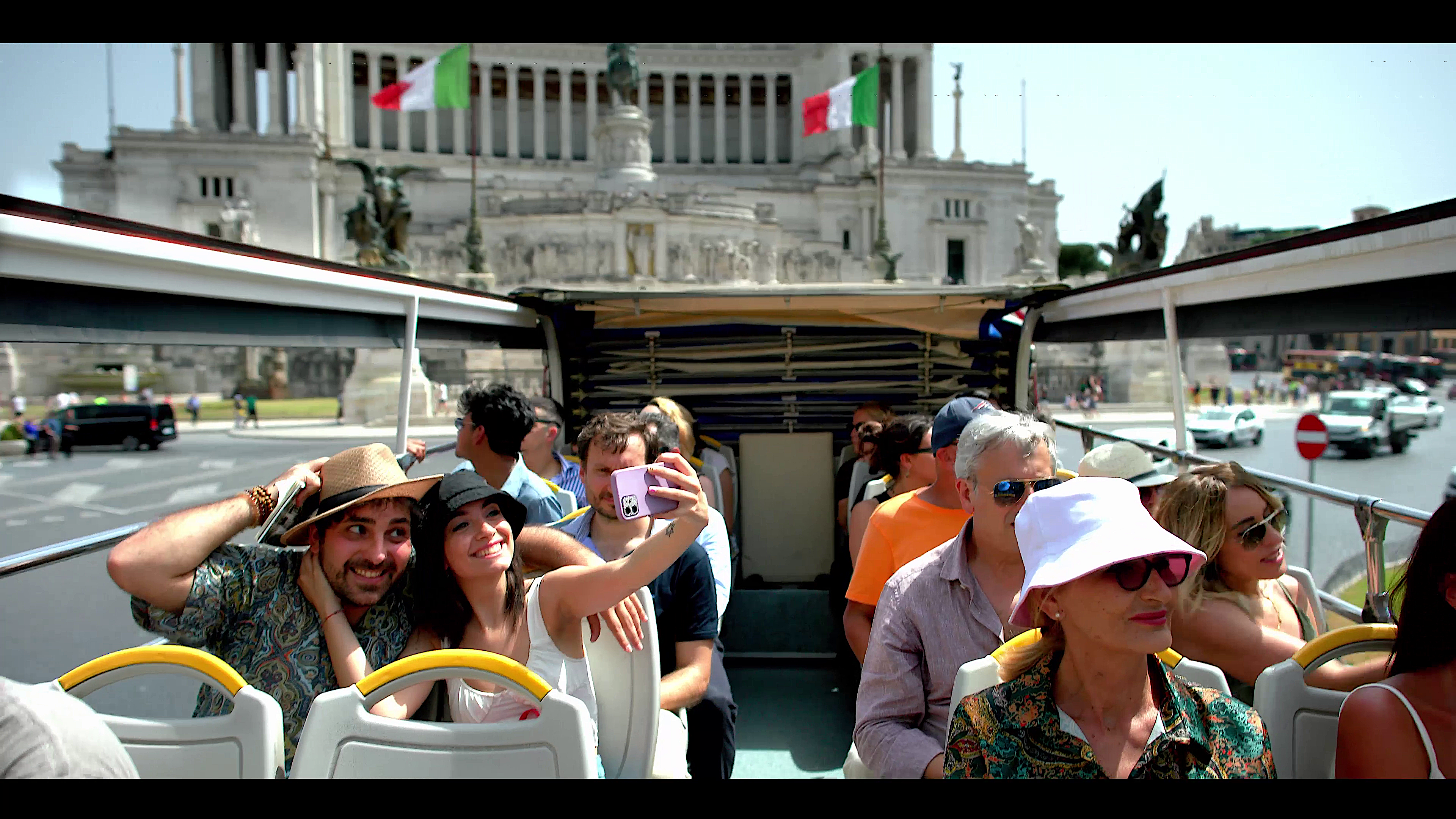 Anav's Stories: Open-top Bus