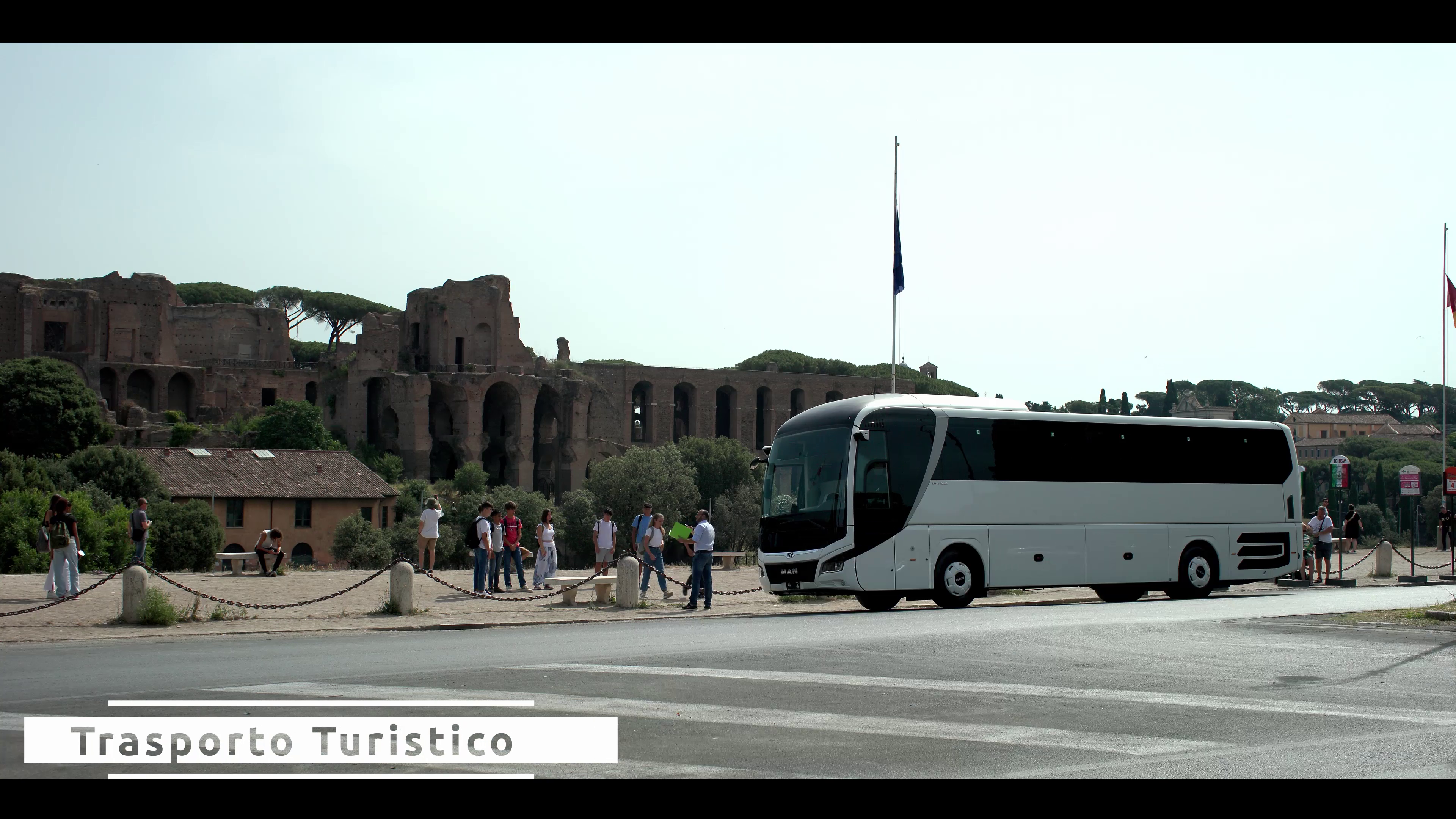 Anav's Stories: Touristic Bus