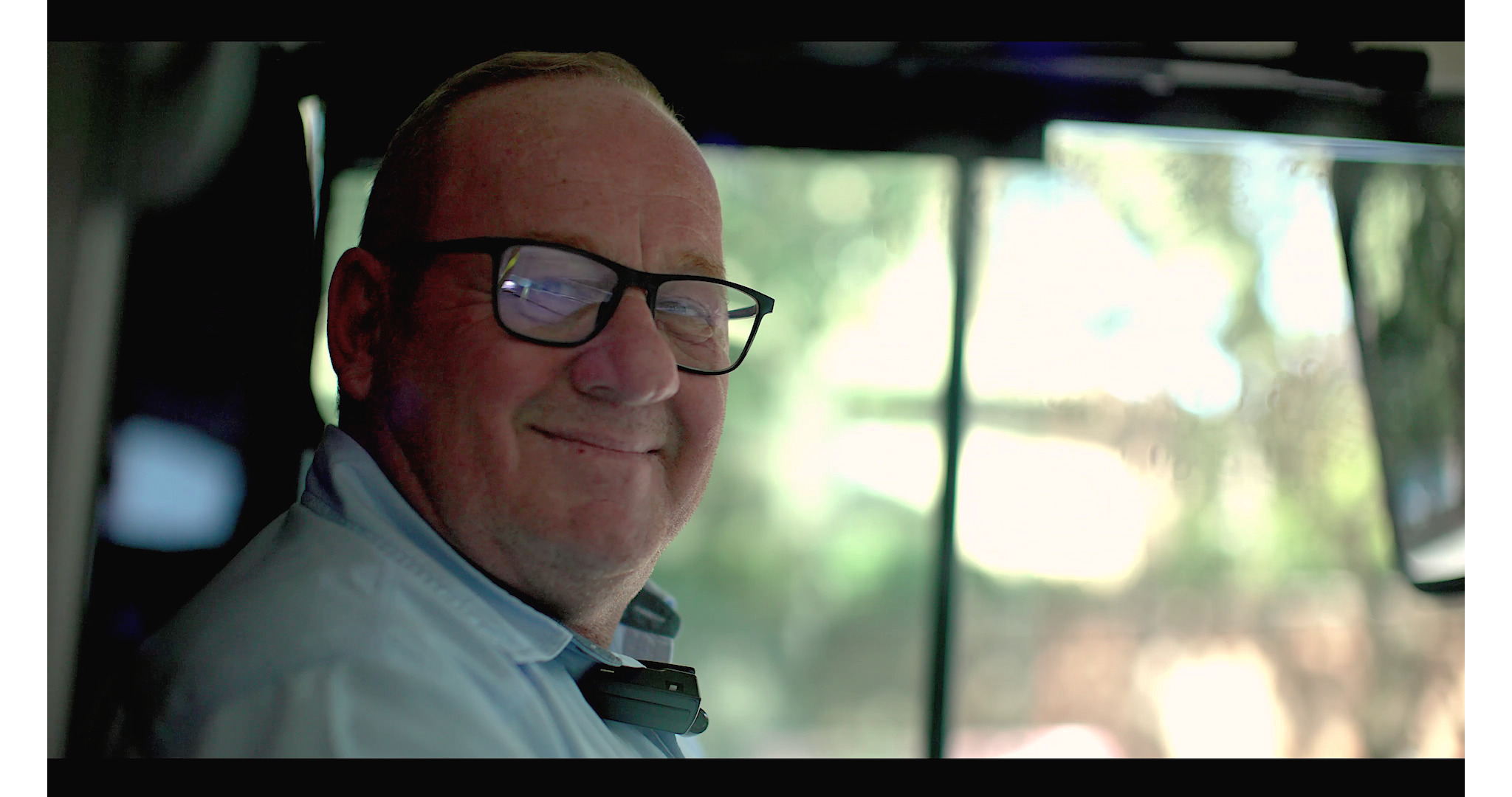 Anav's Stories: Public Bus