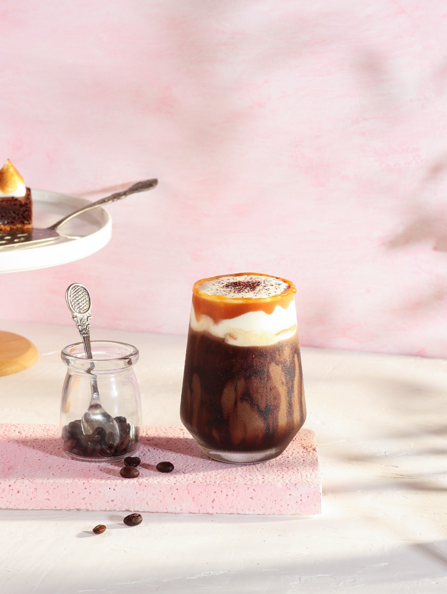A rich, chocolatey Salted Caramel mocha with Robusta coffee