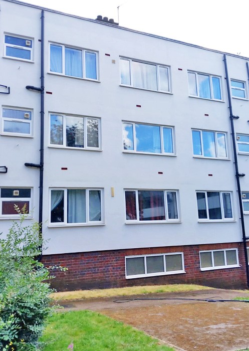 Apartment complex exterior cleaning