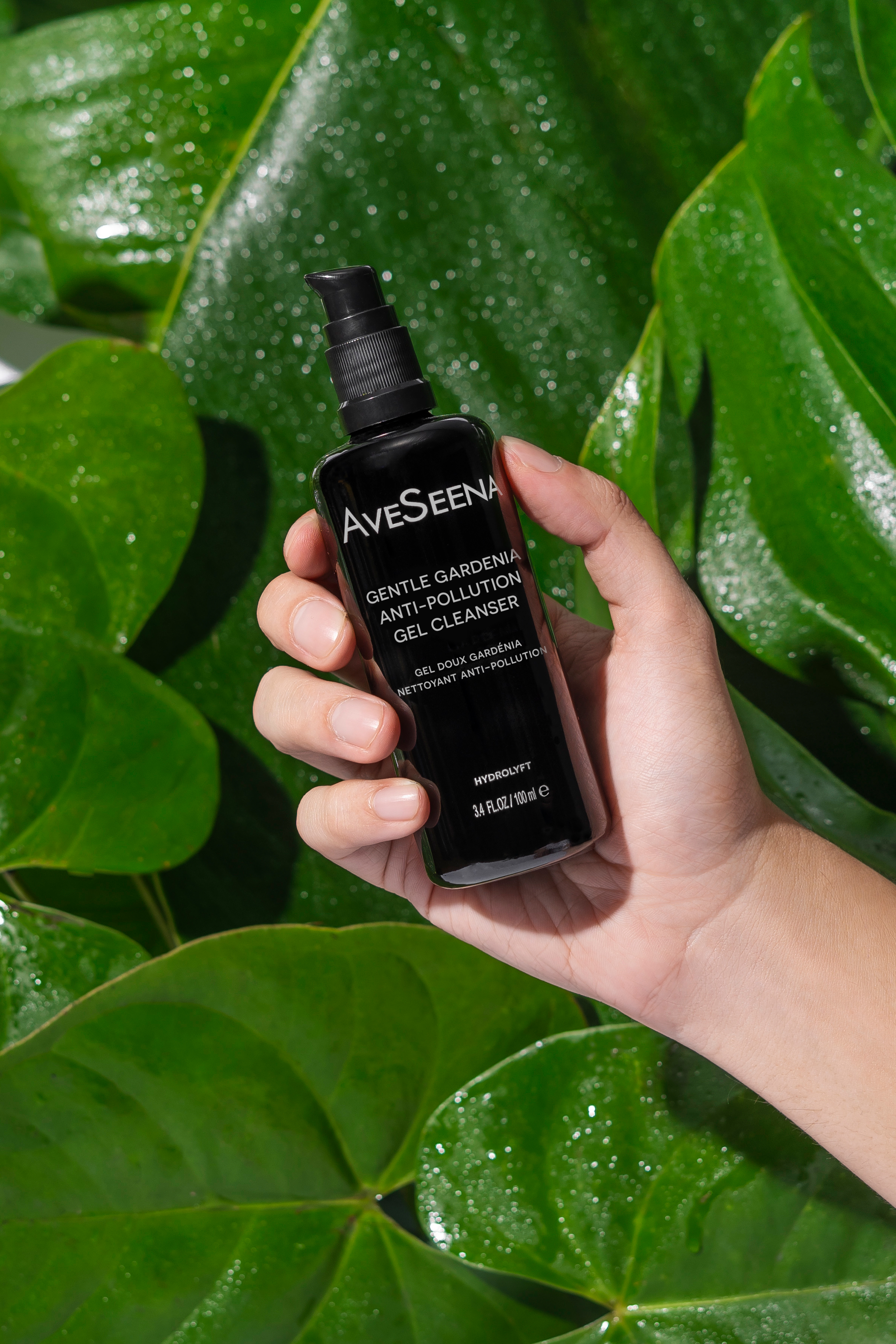 Gentle Gardenia Anti-Pollution Gel Cleanser