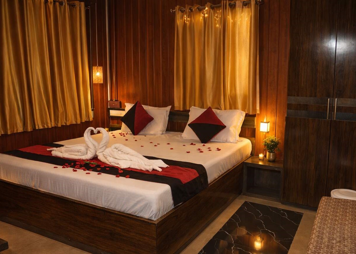 Couple-trip-Andaman-Room-decor-Sea-pearl-homestay